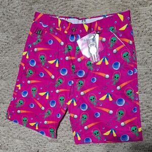Royal and Awesome Mens Golf Shorts Life on Pars Pink Alien Shorts + Tool Size 40